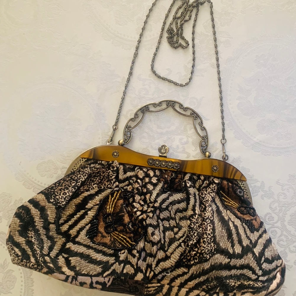 Evening antique gold hand bag&carry chain